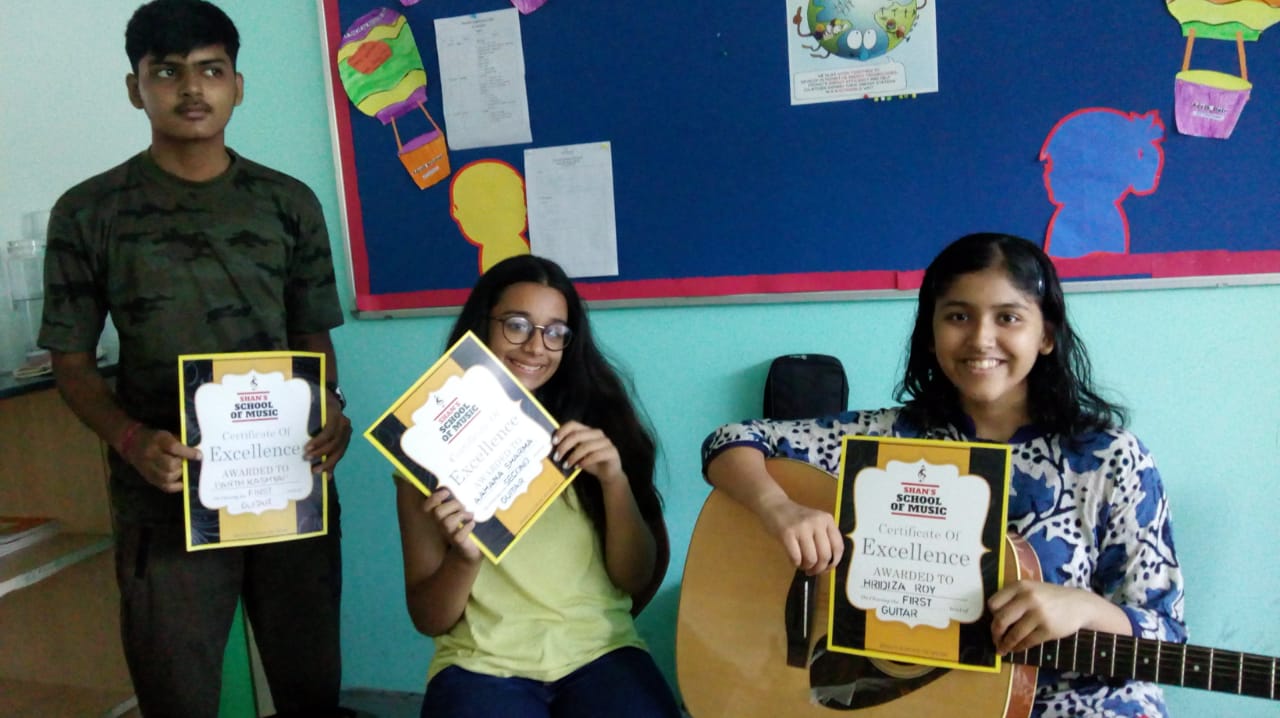 Students for Guitar Piano Casio classes Vasant Kunj And Gurgaon 